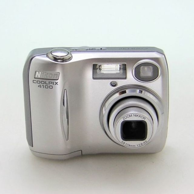 Nikon(ニコン)の♡格安♡　Nikon COOLPIX 4100 スマホ/家電/カメラのカメラ(コンパクトデジタルカメラ)の商品写真