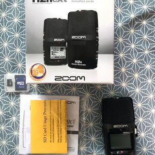 ズーム(Zoom)のZOOM H2n next と アクセサリーパック(マイク)