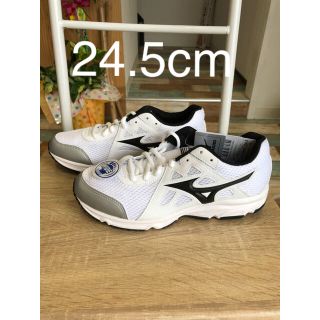 ミズノ(MIZUNO)のミズノ ランニングシューズ 24.5cm 幅広 25%OFF ホワイト ワイド(シューズ)