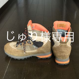 シリオ(SIRIO)のイタリアSIRIOの登山靴  ゴアテックス VIBRAMソール レディース(登山用品)