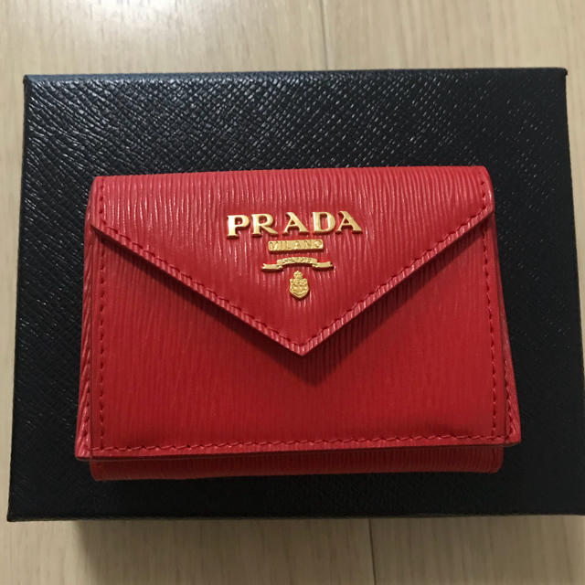 新品♡未使用♡PRADA♡ミニウォレット