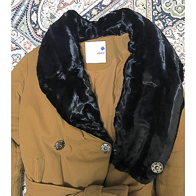 AGOSTO SHOP(アゴストショップ)のAGOSTO ファーダウンコート ブラウン レディースのジャケット/アウター(ダウンコート)の商品写真