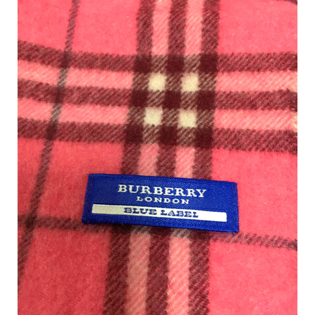 BURBERRY BLUE LABEL(バーバリーブルーレーベル)のBURBERRYマフラー レディースのファッション小物(マフラー/ショール)の商品写真