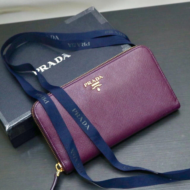 PRADA プラダ 長財布 パープル系