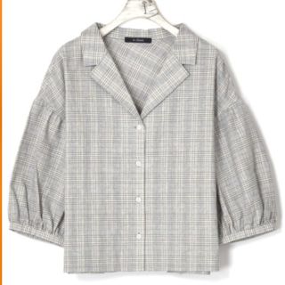 ダブルクローゼット(w closet)のシャツ(シャツ/ブラウス(長袖/七分))