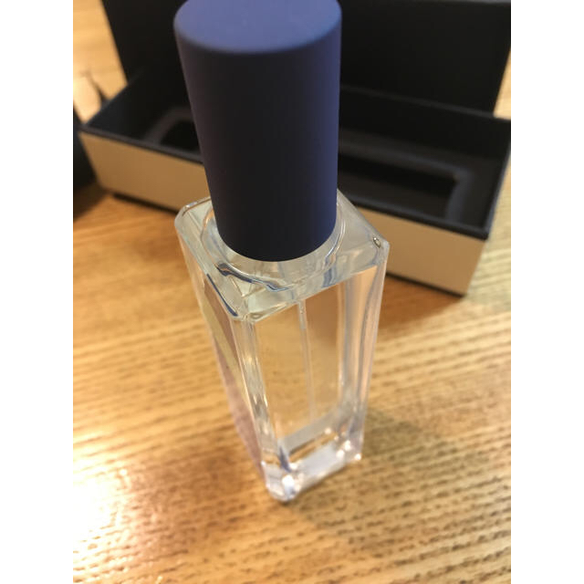 Jo Malone(ジョーマローン)の在庫なし　ジョーマローン  ガーデン リリーズ 30ml  限定 コスメ/美容の香水(香水(女性用))の商品写真