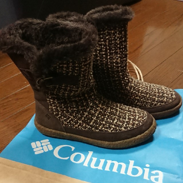 Columbia ムートン風ブーツ‼️