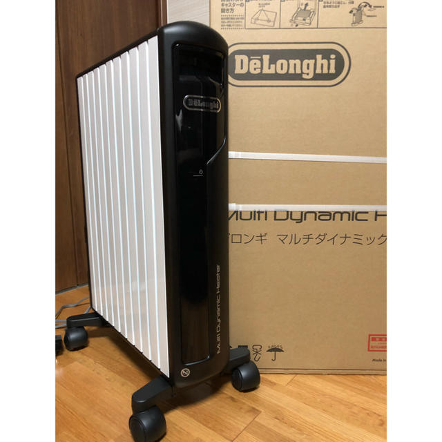 DeLonghi(デロンギ)のマルチダイナミックヒーターMDH15-BK スマホ/家電/カメラの冷暖房/空調(オイルヒーター)の商品写真