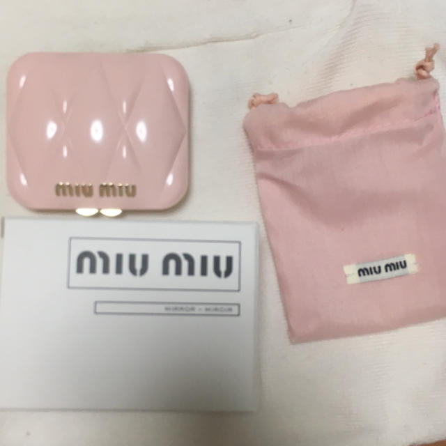 miumiu(ミュウミュウ)のmiumiu  ミラー レディースのファッション小物(ミラー)の商品写真