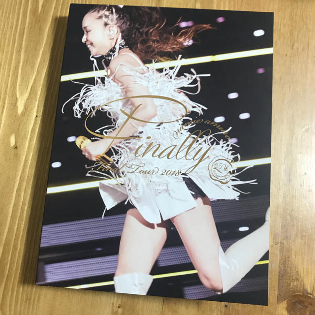 安室奈美恵/namieamuro Final Tour 2018～Finally エンタメ/ホビーのDVD/ブルーレイ(ミュージック)の商品写真