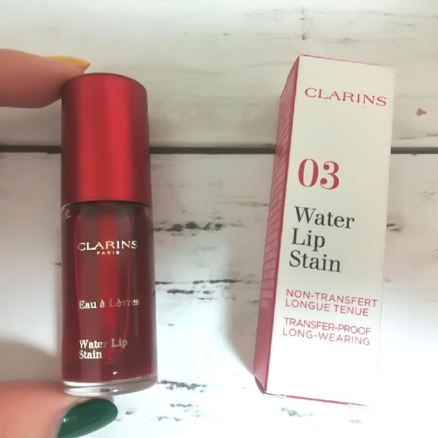 CLARINS(クラランス)のCLARINS ウォーターリップステイン コスメ/美容のベースメイク/化粧品(リップグロス)の商品写真