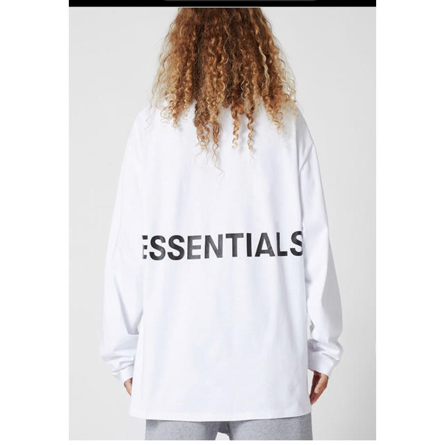 FEAR OF GOD(フィアオブゴッド)の込 Sサイズ fog Essentials ロンT 白 メンズのトップス(Tシャツ/カットソー(七分/長袖))の商品写真