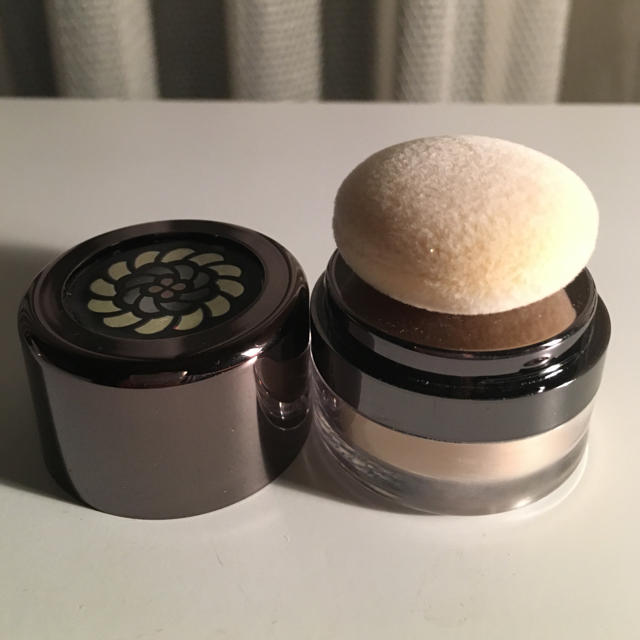 GUERLAIN(ゲラン)の★新品★GUERLAIN♡METEORITES TRABEL TOUCH コスメ/美容のベースメイク/化粧品(フェイスパウダー)の商品写真