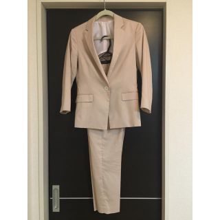 スーツカンパニー(THE SUIT COMPANY)のベージュピンク パンツスーツ(スーツ)