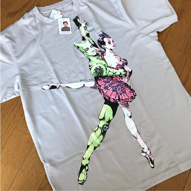 Uniqlo 未使用 ジョジョ ユニクロ ダンシングキラークイーン Tシャツ メンズlの通販 By Kinako ユニクロならラクマ