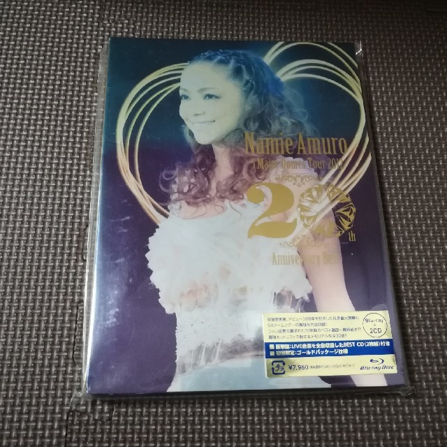 安室奈美恵 5 Major Domes Tour 2012 Blu-ray エンタメ/ホビーのDVD/ブルーレイ(ミュージック)の商品写真