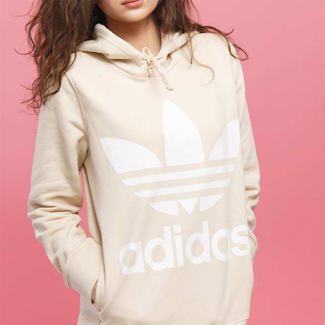 adidas(アディダス)の★新品正規品・レディースL★アディダスオリジナルス トレフォイル ロゴ パーカー レディースのトップス(パーカー)の商品写真