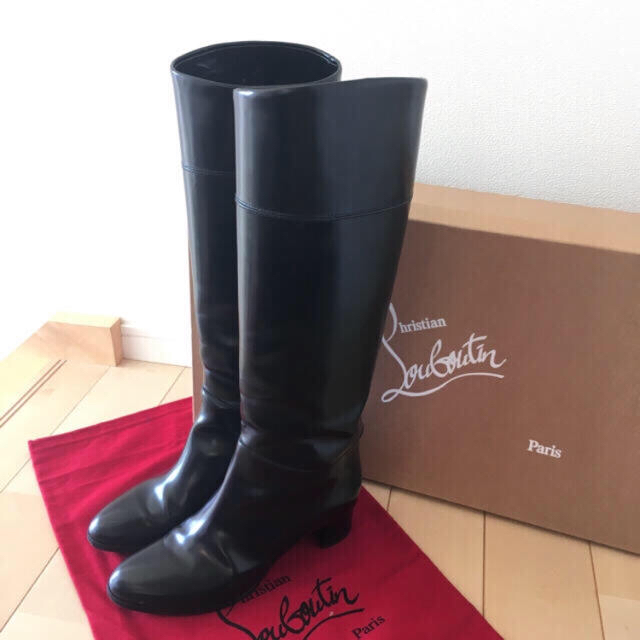 Christian Louboutin(クリスチャンルブタン)のChristian Luboutin💕今から履いて頂けます💕 レディースの靴/シューズ(ブーツ)の商品写真