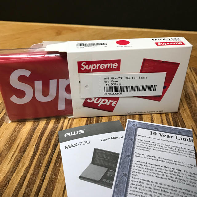 Supreme(シュプリーム)のSupreme AWS MAX-700 digital scale メンズのファッション小物(その他)の商品写真