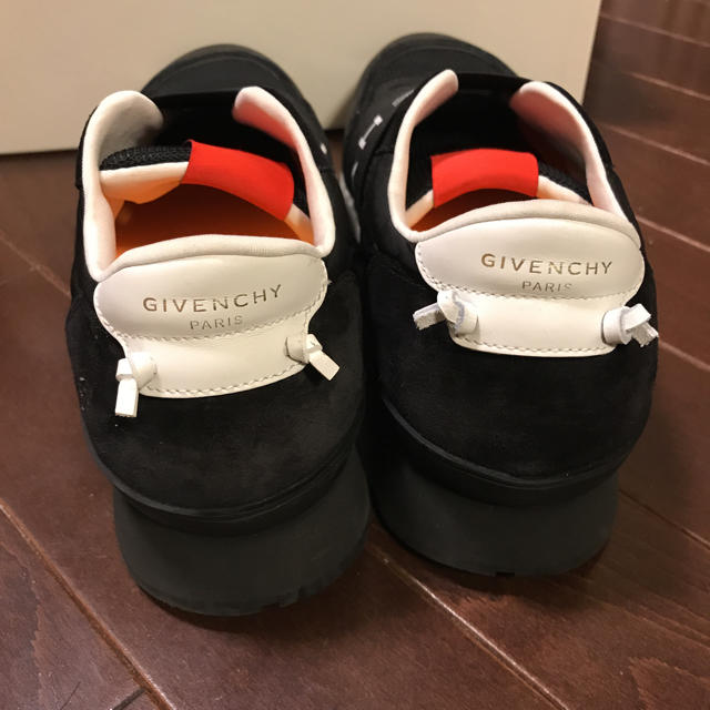 GIVENCHY(ジバンシィ)のGIVENCHY スニーカー メンズの靴/シューズ(スニーカー)の商品写真