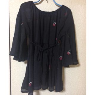 ページボーイ(PAGEBOY)のPAGEBOY 楊柳刺繍チュニック(シャツ/ブラウス(長袖/七分))