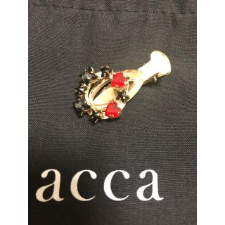 アッカ(acca)のacca  スモールピース（スター黒&赤）(ヘアピン)