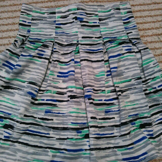 EMODA(エモダ)のEMODA スカート レディースのスカート(ひざ丈スカート)の商品写真