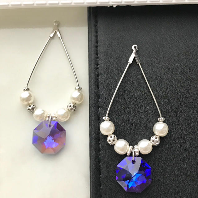 SWAROVSKI(スワロフスキー)の【Swarovski 】ブルーバイオレットブルーAB×フープ✴︎ピアスイヤリング ハンドメイドのアクセサリー(ピアス)の商品写真