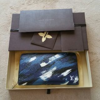 ルイヴィトン(LOUIS VUITTON)のLOUIS  VUITTON ジッピーオーガナイザー(長財布)