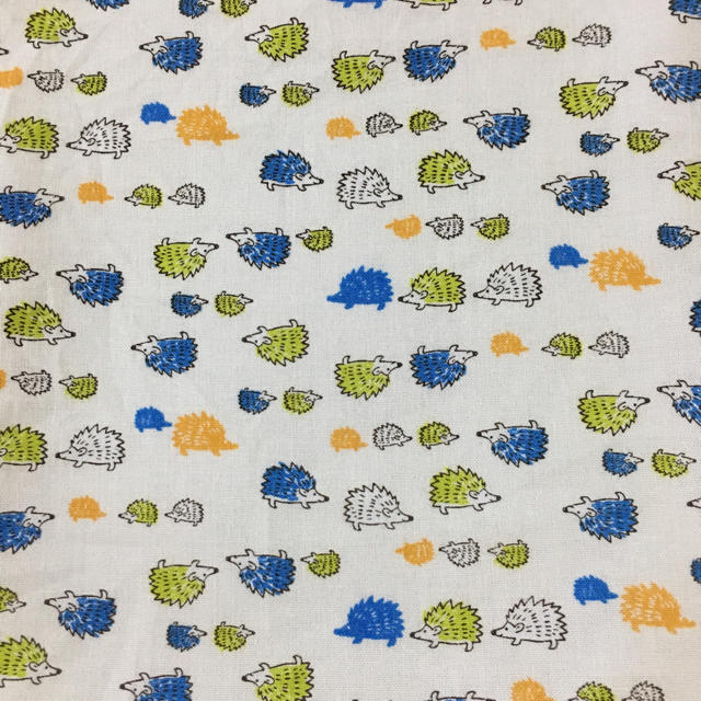 ハリネズミ用寝袋(冬用)♡白×水色 ハンドメイドのペット(その他)の商品写真