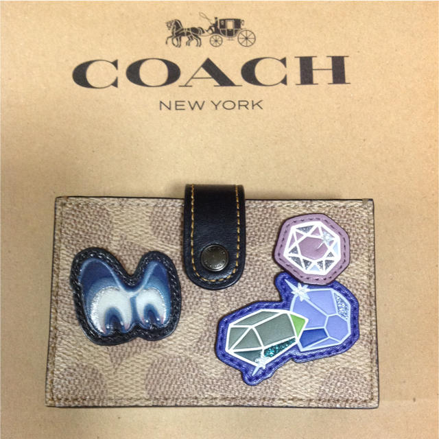 COACH(コーチ)の【新品】COACHx DISNEY パッチワークシグネチャーカードケース レディースのファッション小物(名刺入れ/定期入れ)の商品写真