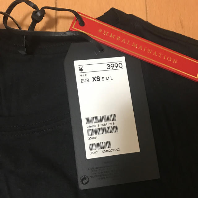 BALMAIN(バルマン)のH&M バルマン Tシャツ レディースのトップス(Tシャツ(半袖/袖なし))の商品写真