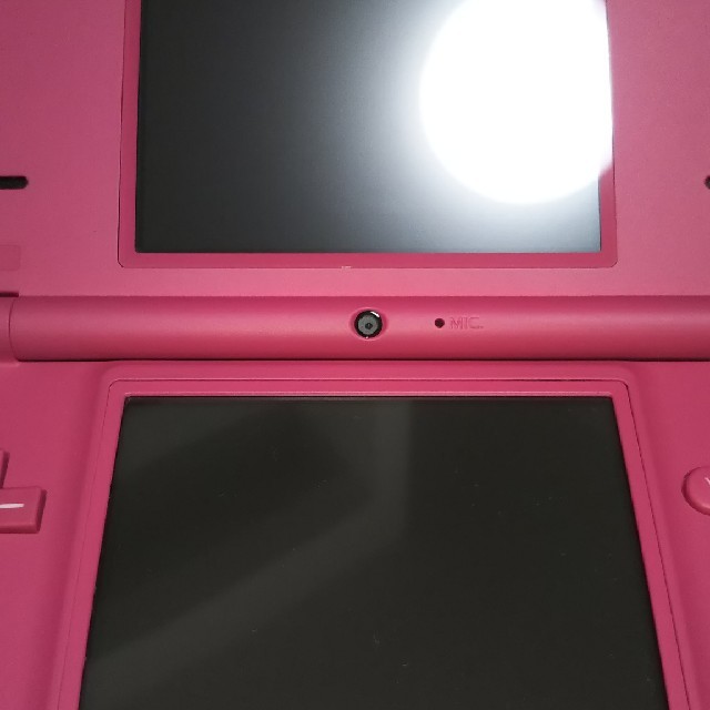 ニンテンドーDS(ニンテンドーDS)の☆任天堂 DSi ピンク 美品☆値下！ エンタメ/ホビーのゲームソフト/ゲーム機本体(携帯用ゲーム機本体)の商品写真