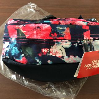 ザノースフェイス(THE NORTH FACE)の新品 タグ付き ノースフェイス スウィープ(ボディバッグ/ウエストポーチ)