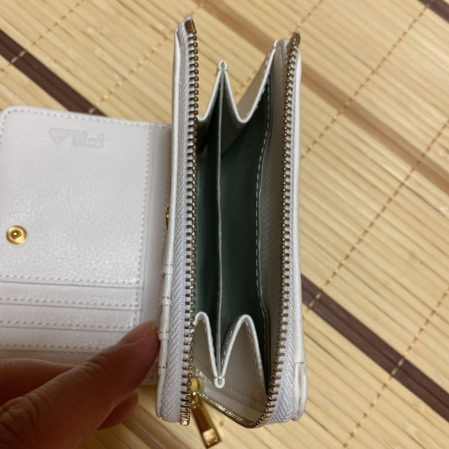 FILA(フィラ)のフィラ　折り財布　ホワイト レディースのファッション小物(財布)の商品写真