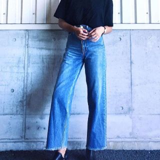 アズールバイマウジー(AZUL by moussy)の新品神デニム AZUL by  moussyハイウエストデニム♡24(デニム/ジーンズ)