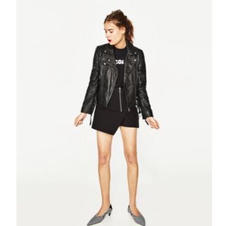 ザラ(ZARA)のZARA 本革レザーライダースジャケット(ライダースジャケット)