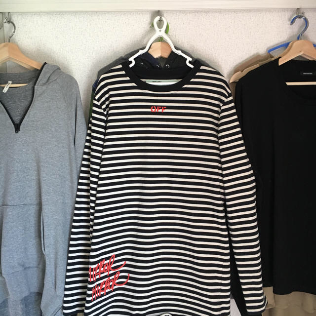 OFF-WHITE(オフホワイト)のoff-white stripes long tee ストライプ ロンT メンズのトップス(Tシャツ/カットソー(七分/長袖))の商品写真