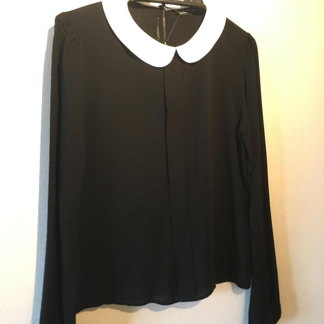 ZARA(ザラ)の新品 未使用 ZARA 襟付きブラウス  レディースのトップス(シャツ/ブラウス(長袖/七分))の商品写真