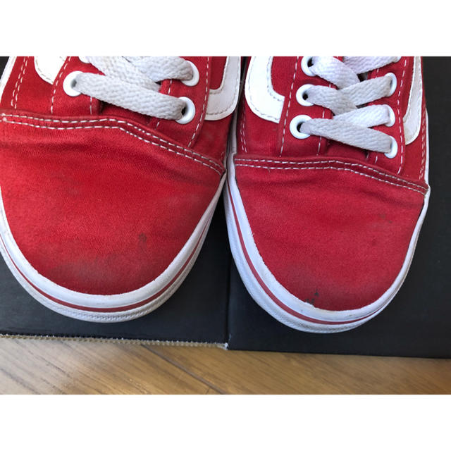 VANS(ヴァンズ)のVANS OLDSKOOL RED 24cm レディースの靴/シューズ(スニーカー)の商品写真