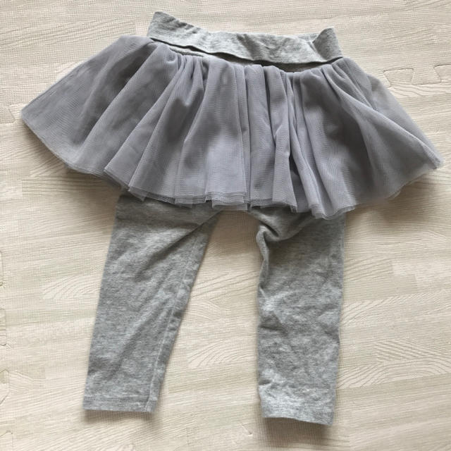 babyGAP(ベビーギャップ)の【美品】babyGAP♡チュールスカッツ♡80 キッズ/ベビー/マタニティのベビー服(~85cm)(スカート)の商品写真