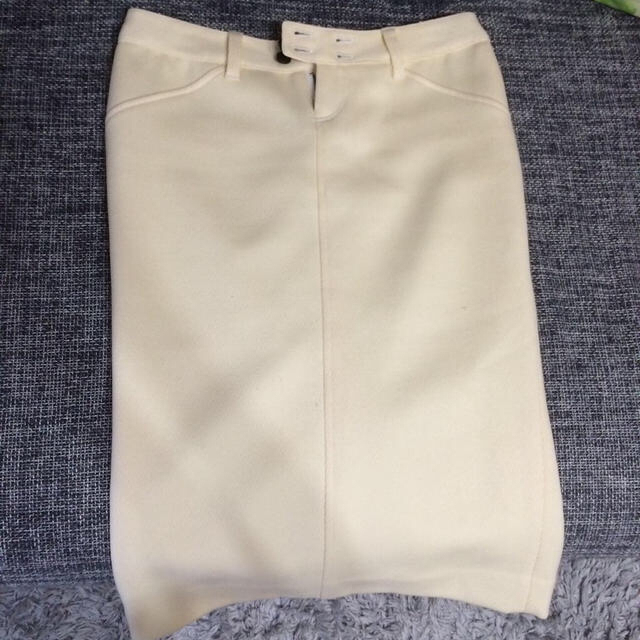 LE CIEL BLEU(ルシェルブルー)のルシェルブルー ウールタイトスカート  レディースのスカート(ひざ丈スカート)の商品写真
