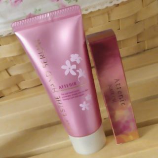 アテニア(Attenir)のネイルケアset♡アテニア(ハンドクリーム)