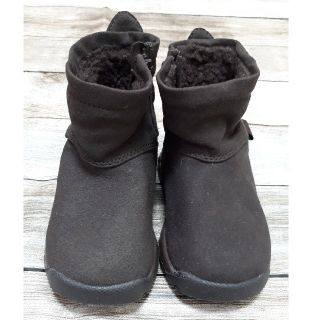 ナイキ(NIKE)の[⭐専用⭐]値下げ！ナイキ・子どもブーツ(12cm)(ブーツ)