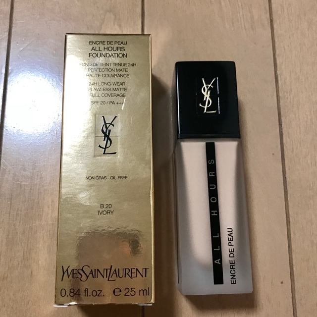 Yves Saint Laurent Beaute(イヴサンローランボーテ)の新品イヴサンローラン アンクルドポー オールアワーズ ファンデーション  B20 コスメ/美容のベースメイク/化粧品(ファンデーション)の商品写真