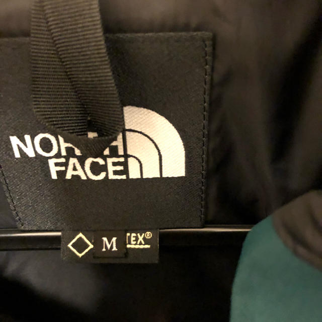 THE NORTH FACE(ザノースフェイス)の10月1日まで 専用 メンズのジャケット/アウター(マウンテンパーカー)の商品写真