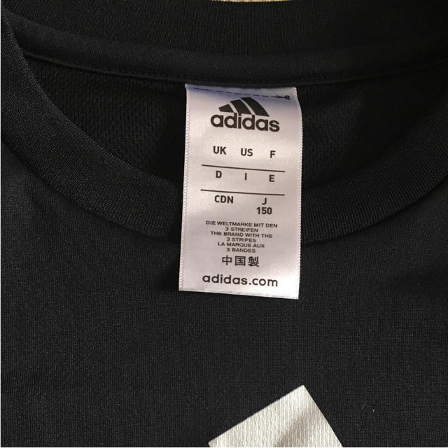 adidas(アディダス)のアディダス Tシャツ/サイズ150 キッズ/ベビー/マタニティのキッズ服男の子用(90cm~)(Tシャツ/カットソー)の商品写真