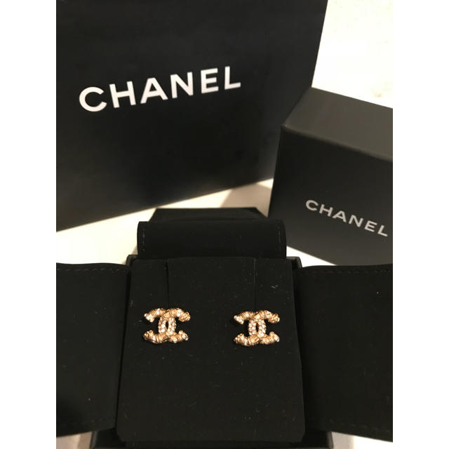 CHANEL ピアス