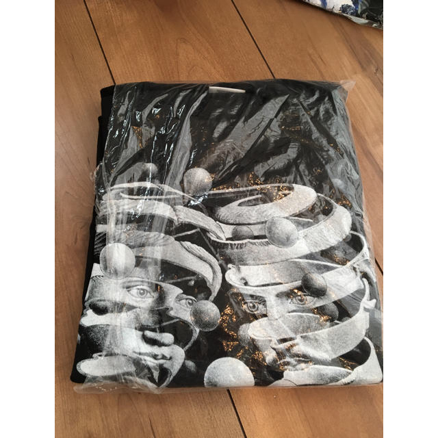 メンズSupreme M.C. Escher Collage Tee