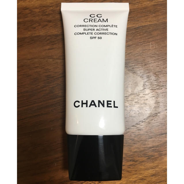 CHANEL CCクリームN 10ベージュ